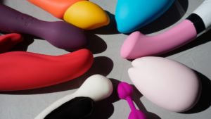 Dildo vs Vibrator: Which Stimulation Is Right for Your Needs?