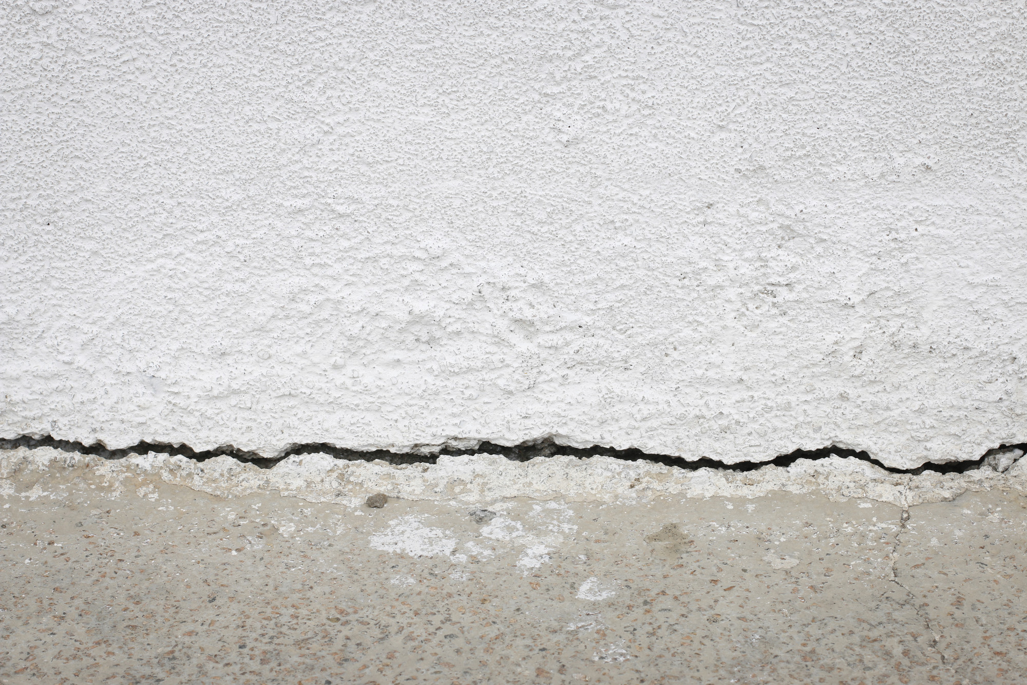 7 Small Signs of Foundation Damage